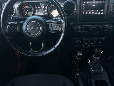 Used 2020 Jeep Wrangler Unlimited Sport image 16