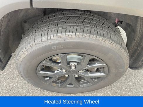 Used 2025 Jeep Grand Cherokee L Altitude AWD/4WD image 15