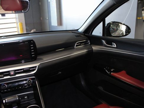 Used 2023 Kia K5 GT-Line image 23