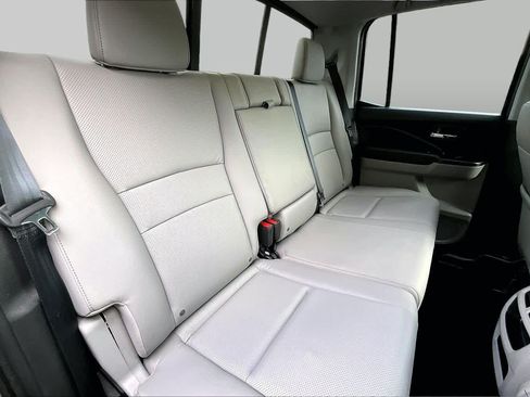 Used 2019 Honda Ridgeline RTL image 21