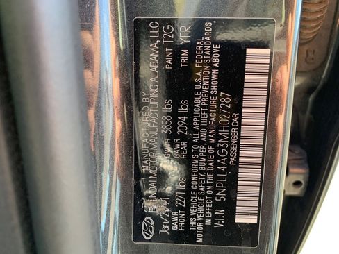 Used 2021 Hyundai Elantra SE image 27