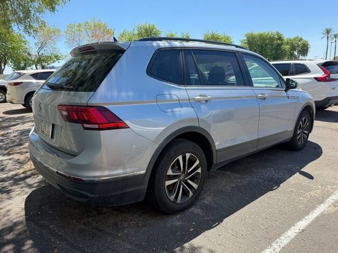 Used 2022 Volkswagen Tiguan S FWD image 4