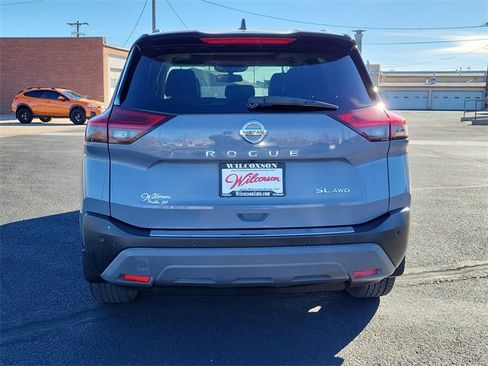 Used 2021 Nissan Rogue SL w/ Premium Package image 4