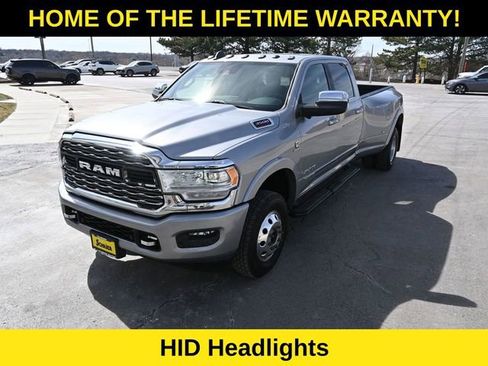 Used 2022 RAM 3500 Limited AWD/4WD image 8