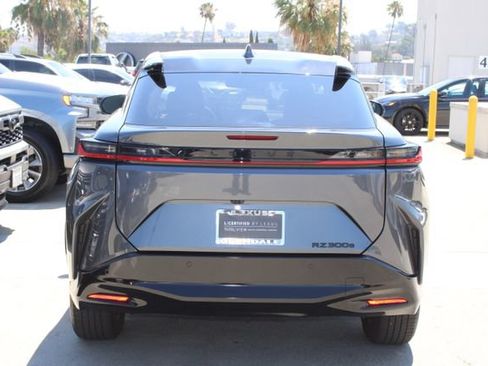 Certified 2025 Lexus RZ 300e w/ Accessory Package (Z1) FWD image 20