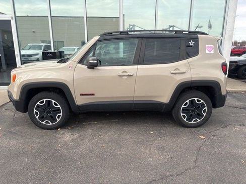 Used 2016 Jeep Renegade Trailhawk w/ Popular Equipment Group image 6