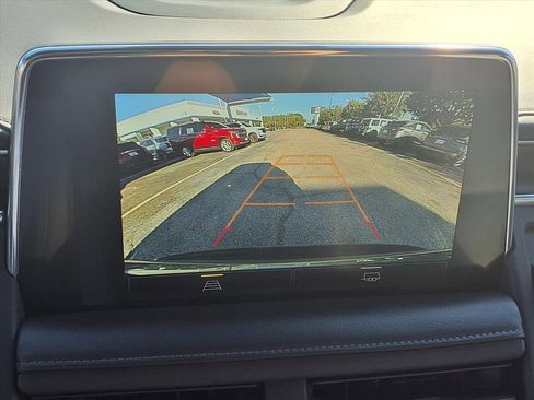 Used 2023 Chevrolet Tahoe LT image 4