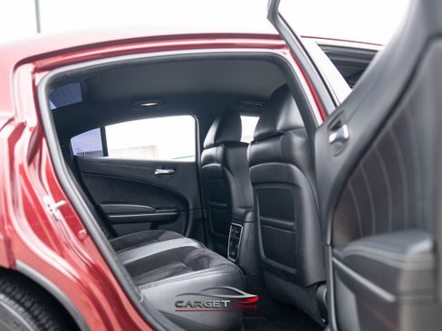 Used 2019 Dodge Charger Scat Pack w/ Technology Group image 19