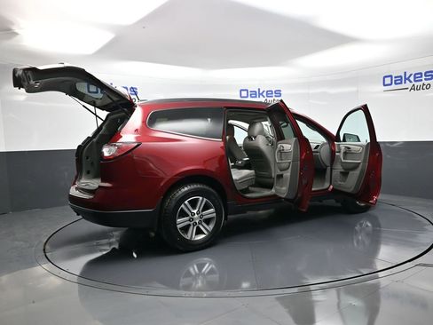 Used 2016 Chevrolet Traverse LT image 57