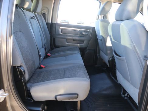 Used 2018 RAM 2500 Big Horn image 31