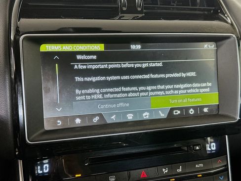 Used 2019 Jaguar XE Prestige RWD image 22