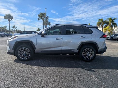 Used 2024 Toyota RAV4 XLE Premium image 7