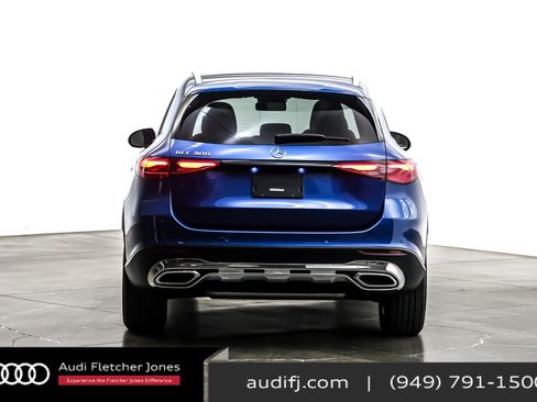 Used 2025 Mercedes-Benz GLC 300 w/ Winter Package image 4