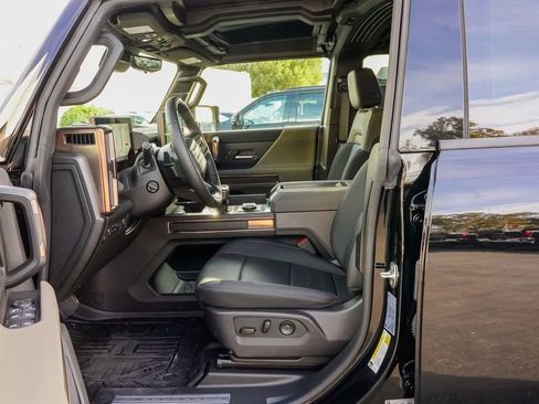 Used 2025 GMC Hummer EV 2X image 14