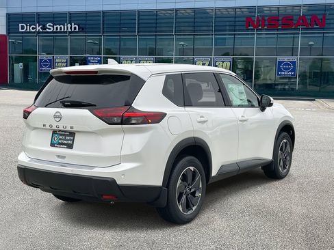 New 2026 Nissan Rogue SV image 6