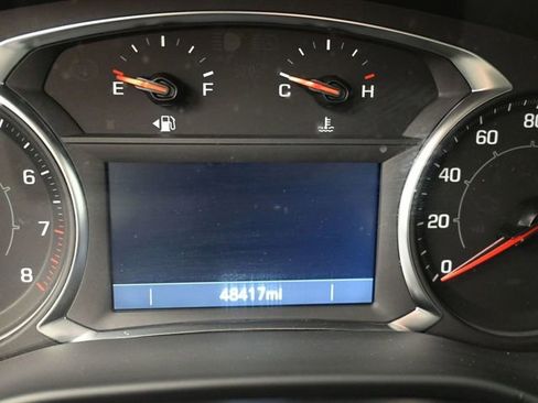 Used 2023 GMC Acadia SLT w/ Elevation Edition image 9