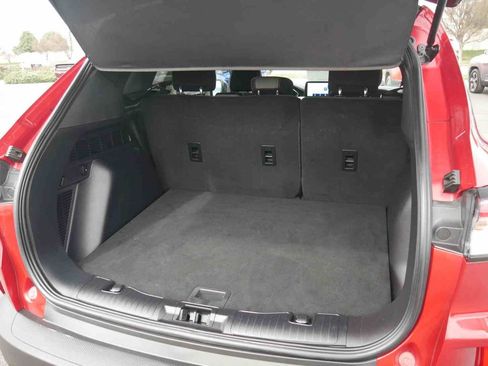 Used 2022 Ford Escape SE w/ SE Sport Appearance Package image 9