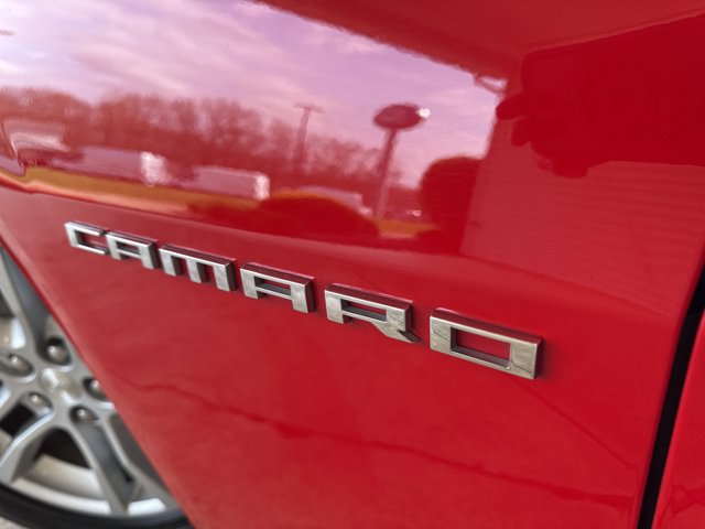 Used 2015 Chevrolet Camaro LS RWD image 13