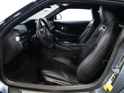 Used 2021 Toyota Supra Premium w/ Driver Assist Package image 25