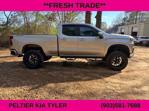 Used 2020 Chevrolet Silverado 1500 LT w/ Trailering Package image 13
