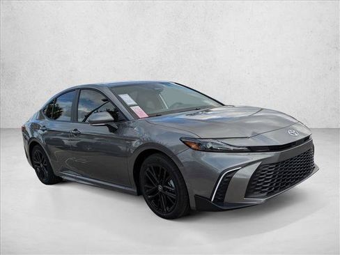 New 2026 Toyota Camry SE FWD image 6