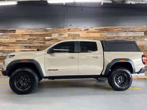 Used 2024 GMC Canyon AT4X w/ AT4X AEV Edition AWD/4WD image 18