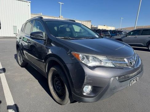 Used 2014 Toyota RAV4 XLE AWD/4WD image 2