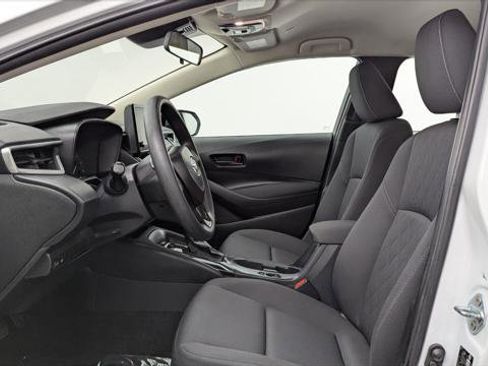 Used 2024 Toyota Corolla LE FWD image 14