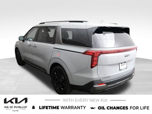 New 2027 Kia Carnival SX FWD image 7