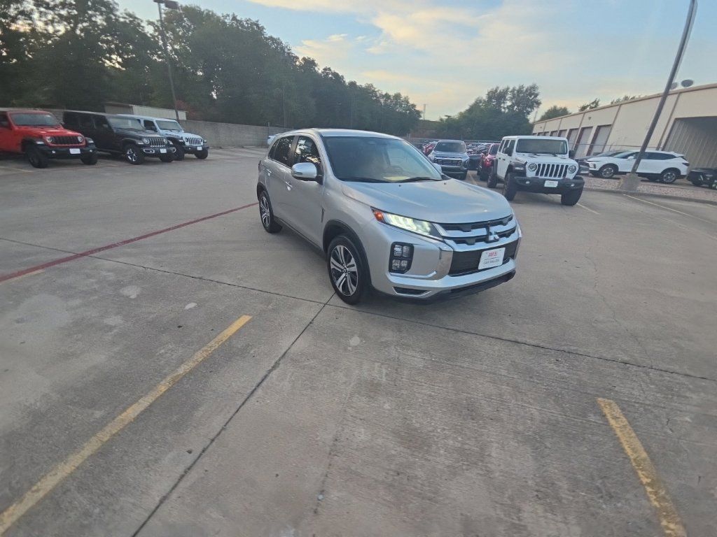 Used 2025 Mitsubishi Outlander Sport SE AWD/4WD image 6
