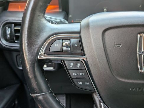 Used 2021 Lincoln Nautilus Reserve FWD image 19