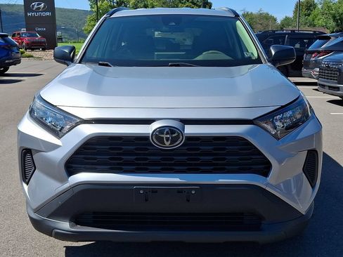 Used 2019 Toyota RAV4 LE w/ All Weather Liner Package AWD/4WD image 4