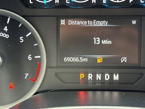 Used 2021 Ford Expedition XLT AWD/4WD image 26