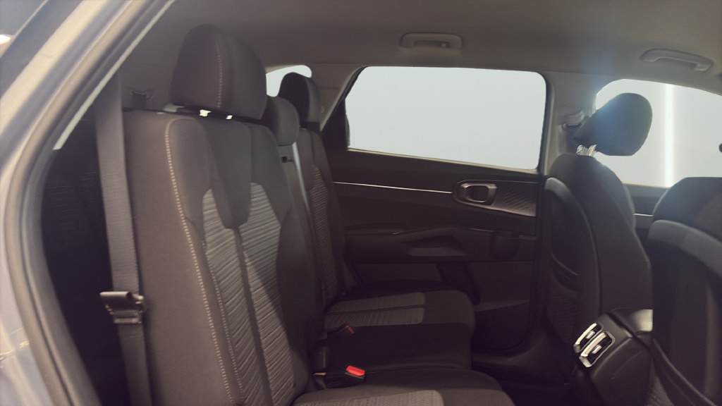 Certified 2023 Kia Sorento LX AWD/4WD image 21