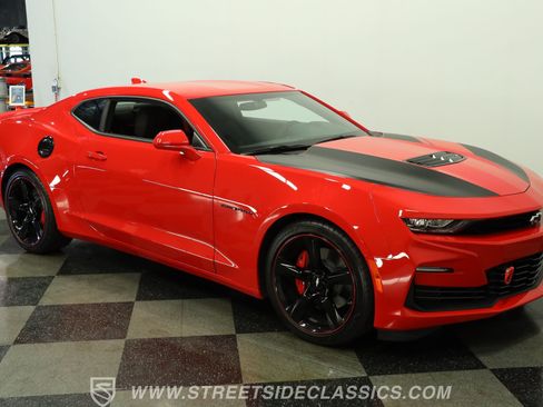 Used 2024 Chevrolet Camaro SS RWD image 14