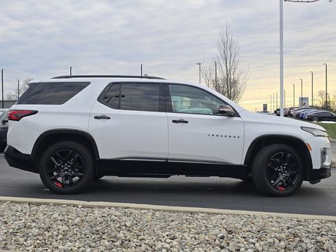 Used 2023 Chevrolet Traverse Premier w/ Redline Edition image 28