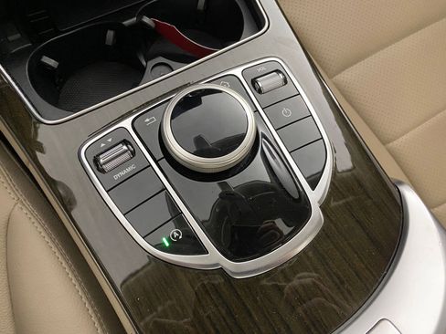 Used 2019 Mercedes-Benz C 300 4MATIC Sedan w/ Premium Package image 28