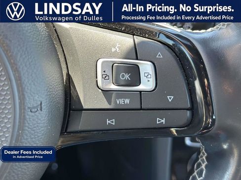 Used 2019 Volkswagen Golf R 4-Door AWD/4WD image 21