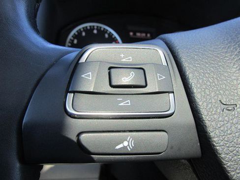 Used 2017 Volkswagen Tiguan Wolfsburg Edition AWD/4WD image 17