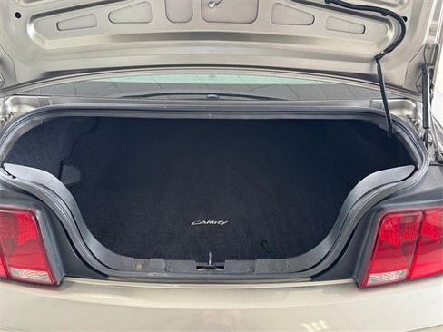 Used 2009 Ford Mustang GT Premium image 16