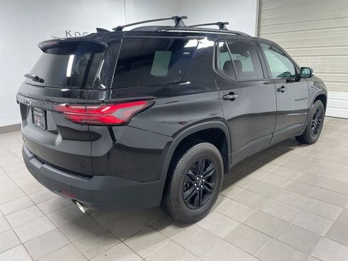 Used 2023 Chevrolet Traverse LT w/ Midnight/Sport Edition image 6