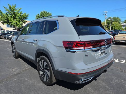 New 2026 Volkswagen Atlas SEL AWD/4WD image 6