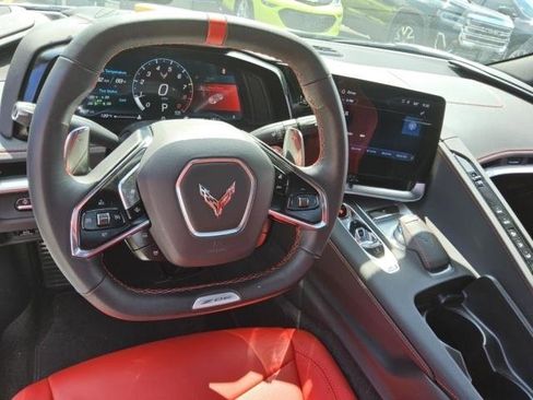 Used 2024 Chevrolet Corvette Z06 image 3