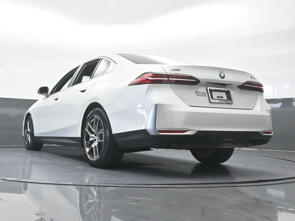Used 2026 BMW 540i xDrive AWD/4WD image 63