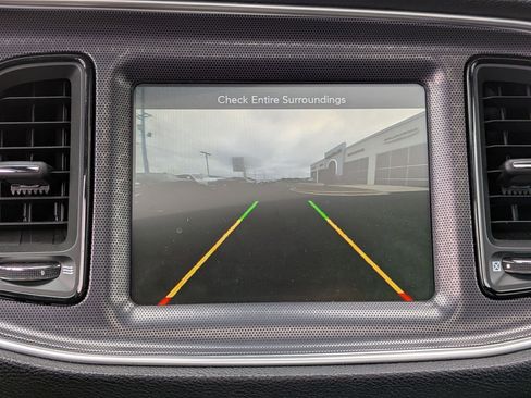 Used 2016 Dodge Challenger R/T Scat Pack w/ Leather Interior Group image 22