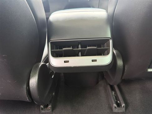 Used 2019 Tesla Model 3 Standard Range Plus RWD image 40