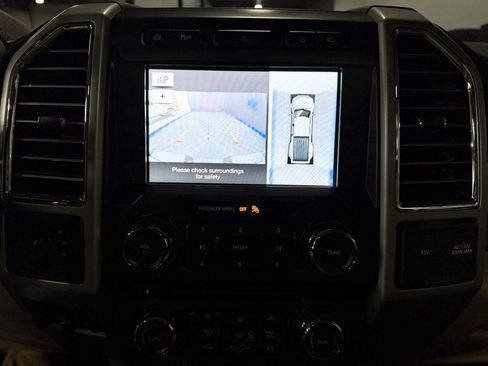 Used 2017 Ford F450 Lariat w/ Lariat Ultimate Package image 18