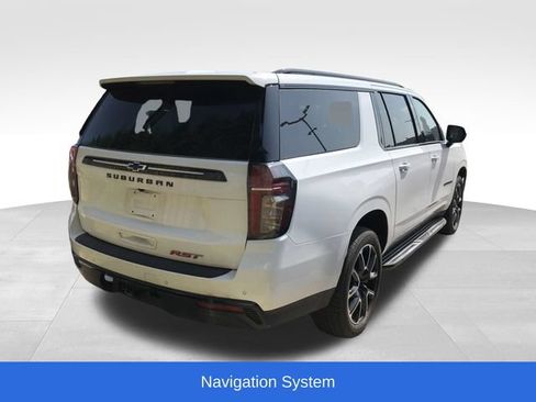 Used 2023 Chevrolet Suburban RST AWD/4WD image 2