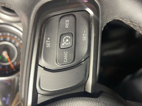 Used 2023 Jeep Wrangler Unlimited Sport AWD/4WD image 18