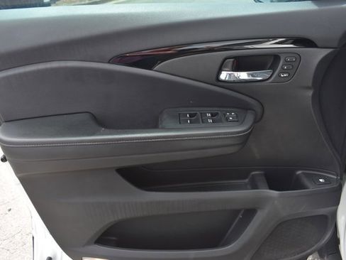 Used 2020 Honda Ridgeline RTL-E image 13